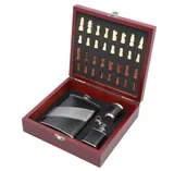 Piersiówki - Zestaw Dwie Piersiówki Szachy Kieliszek Lejek - miniaturka - grafika 1