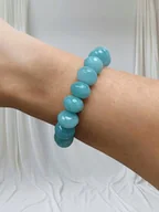 Bransoletki - LUKSUSOWA NIEBIESKA BRANSOLETKA NA GUMCE Z KAMIENIEM JADEIT OPONKA 14mm - miniaturka - grafika 1