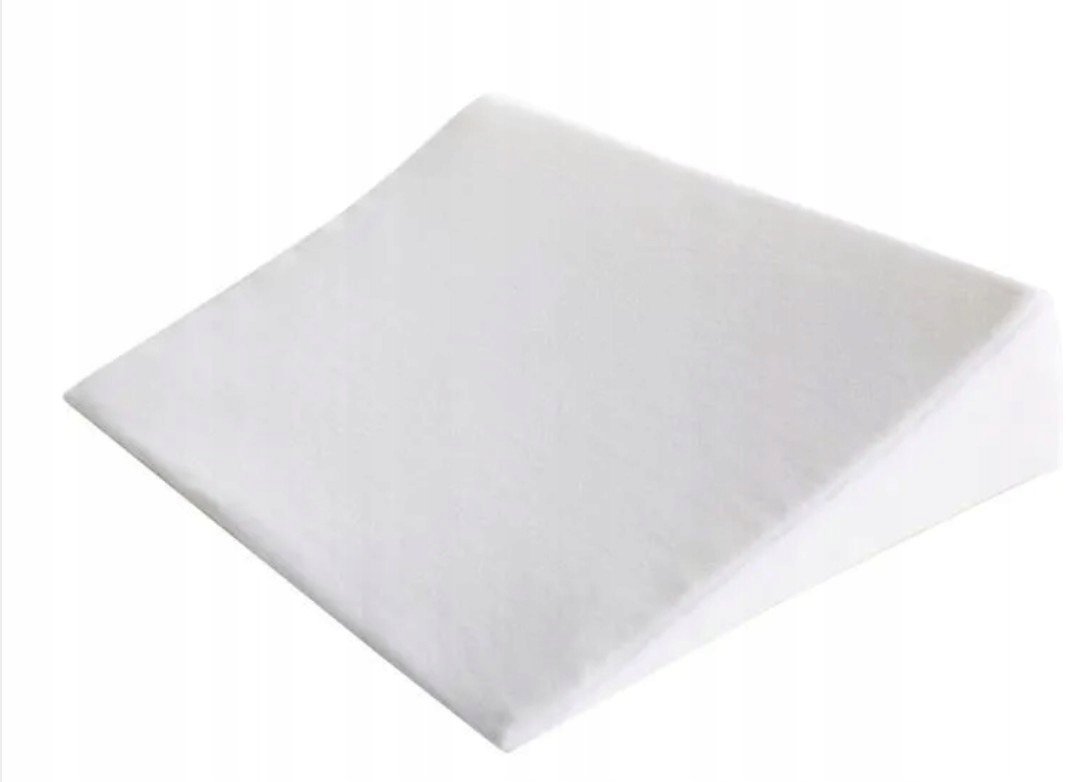 Kokon niemowlęcy Domiva poduszka pochyła pod kątem 15 stopni Biały 31x35 cm