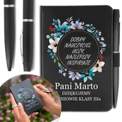 Notesy i bloczki - NOTES A6 + DŁUGOPIS Prezent DZIEŃ NAUCZYCIELA Mix - miniaturka - grafika 1