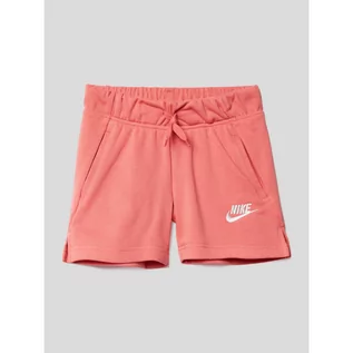 Spodnie i spodenki dla dziewczynek - Szorty z dzianiny dresowej o kroju standard fit z wyhaftowanym logo - Nike - grafika 1