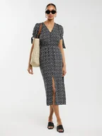 Sukienki - BIG STAR Sukienka w kolorze czarnym - miniaturka - grafika 1