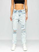 Spodnie damskie - Błękitne spodnie jeansowe damskie mom fit Denley WL2102 - miniaturka - grafika 1