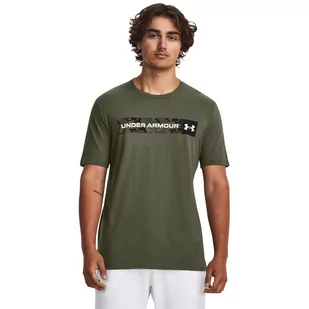 Męski t-shirt z nadrukiem Under Armour UA Camo Chest Stripe SS - zielony - UNDER ARMOUR - Koszulki sportowe męskie - miniaturka - grafika 1