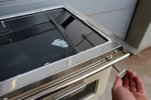 POMA Kuchnia, angielka 9,5kW, bez płaszcza wodnego (wyjście spalin: prawy, kolor: beżowy) + Nóżki zestaw do 4 szt do kuchni - spełnia anty-smogowy EkoProjekt 88880390 - Kuchnie węglowe - miniaturka - grafika 13