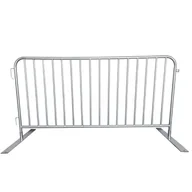 Pachołki i taśmy ostrzegawcze - Mobilne ogrodzenie metalowe z nogami, 2200 x 1100 mm - miniaturka - grafika 1