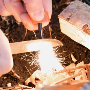 Light My Fire - Nóż survivalowy z krzesiwem Swedish FireKnife BIO - Pomarańczowy - 2121110310 - Noże - miniaturka - grafika 4