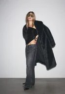 Koszulki i topy damskie - Stradivarius Top z asymetrycznym dekoltem z aksamitu z klamrą Czarny XS - miniaturka - grafika 1