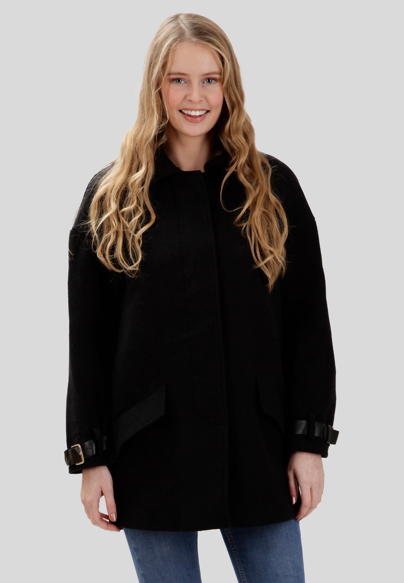 Wełniany Płaszcz Damski z Ozdobnymi Paskami