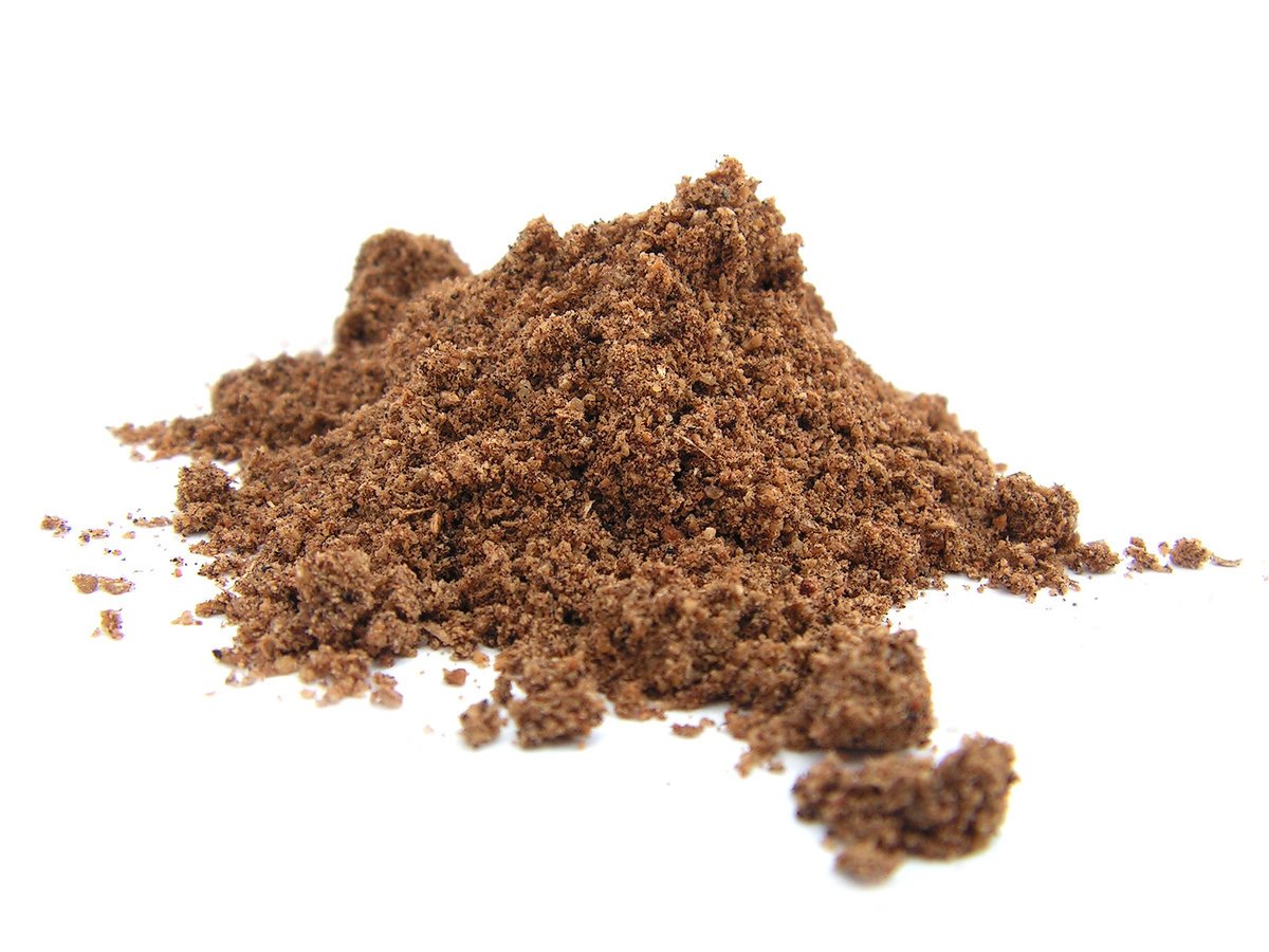 GAŁKA MUSZKATOŁOWA mielona 500 g - Aromatika