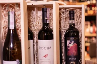 Wino na butelki w Poznaniu - Czasopisma - miniaturka - grafika 1