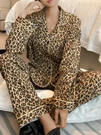 Komplety damskie - Zestaw odzieży damskiej w panterkę - Panterka M - miniaturka - grafika 1