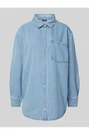 Koszule damskie - Koszula jeansowa o luźnym kroju z mieszanki bawełny model MAISIE - Pieces - miniaturka - grafika 1
