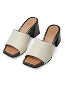 Klapki i japonki damskie - Tamaris Skórzane klapki w kolorze kremowym - miniaturka - grafika 1