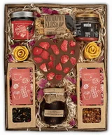 Zestawy upominkowe - Duży zestaw prezentowy kosz prezent dla mamy i kobiet lub walentynki - miniaturka - grafika 1