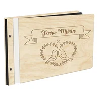 Albumy fotograficzne - Album Na Zdjęcia Prezent Rocznicowy Para Młoda W Drewnianej Oprawie Z Czarnymi Kartami Z Grawerem - miniaturka - grafika 1