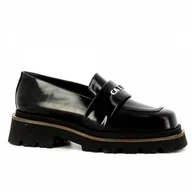 Mokasyny damskie - Czarne mokasyny damskie na grubej podeszwie CARINII - Carinii - miniaturka - grafika 1