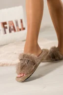 Kapcie damskie - Ciemnobeżowe kapcie damskie obuwie domowe futrzane beżowy pasek ze srebrną klamerką Casu NG-40 - miniaturka - grafika 1