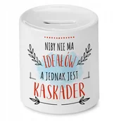 Skarbonki - Skarbonka Dla Kaskadera na Urodziny na Prezent z Nadrukiem ze Zdjęciem + Opakowanie na prezent (wzór 04) - miniaturka - grafika 1