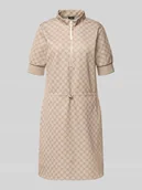 Sukienki - Sukienka do kolan ze stójką model 'Toina' - miniaturka - grafika 1