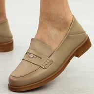 Mokasyny damskie - Beżowe skórzane mokasyny damskie Vinceza 18100 - miniaturka - grafika 1