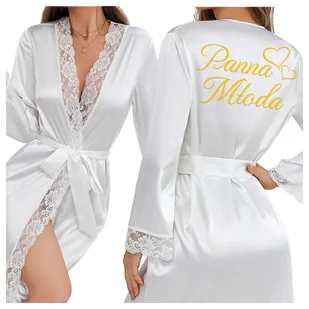 Szlafrok damski z koronką satynowy z napisem Panna Młoda - XL - Komplety bielizny Szlafrok damski z koronką satynowy z napisem Panna Młoda - XL - Komplety bielizny - miniaturka - grafika 1