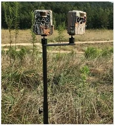 Uchwyt terenowy Browning Field do montażu dwóch fotopułapek - Akcesoria do monitoringu - miniaturka - grafika 1