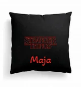 Poduszki dekoracyjne - Foto Poduszka Czarna Stranger Things 4 + IMIĘ 3 - miniaturka - grafika 1