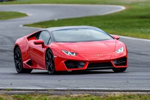 Jazda Lamborghini Huracan po torze - Czasopisma - miniaturka - grafika 1