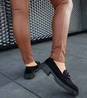 Mokasyny damskie - Czarne masywne mokasyny z klamerką Alfredino-39 - miniaturka - grafika 1