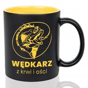 Kubek Czarny Wnętrze Żółte WĘDKARZ Z KRWI I KOŚCI Grawer Mix Wiele Wzorów - Kubki - miniaturka - grafika 1