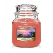 Świece - Yankee Candle, Świeca zapachowa Small Jar Cliffside Sunrise, 104 g - miniaturka - grafika 1