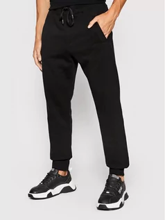 Spodnie sportowe męskie - Versace Jeans Couture Spodnie dresowe Vemblem 71GAAF01 Czarny Regular Fit - grafika 1