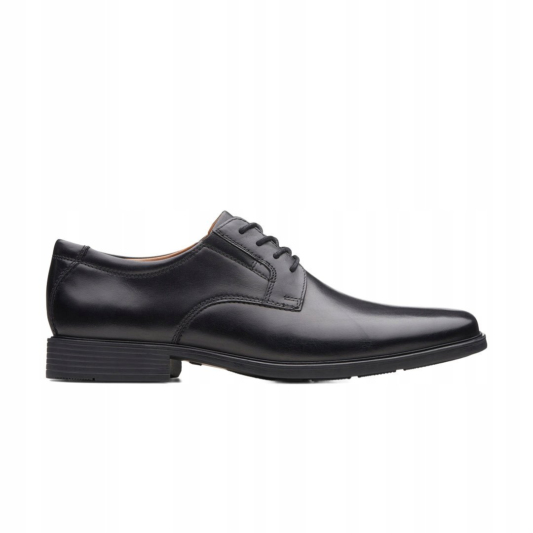 CLARKS CZARNE ELEGANCKIE PÓŁBUTY MĘSKIE ZE SKÓRY NATURALNEJ 45 16AA