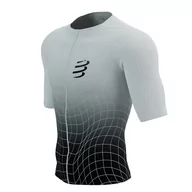 Koszulki sportowe męskie - COMPRESSPORT Triathlonowa koszulka kompresyjna TRI POSTURAL AERO SS TOP black/white print - miniaturka - grafika 1