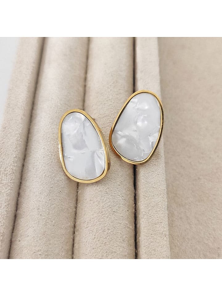 Nakkash Pozłacane kolczyki-wkrętki z masą perłową