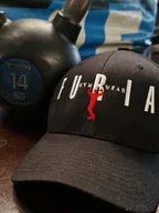 Czapki i chusty sportowe męskie - Czapka czarna z daszkiem Furia - miniaturka - grafika 1