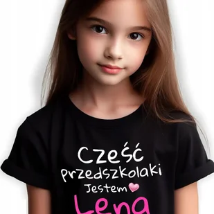 KOSZULKA Czarna Dziecięca PREZENT do PRZEDSZKOLA Własne IMIĘ wzór - 134 cm - Koszulki męskie - miniaturka - grafika 1