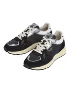 Trampki damskie - Pepe Jeans FOOTWEAR Skórzane sneakersy "Marlon" w kolorze srebrno-czarnym - miniaturka - grafika 1