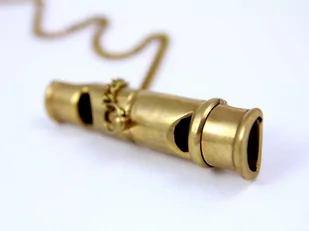 Sparks of Time Fajka Kapitana , metalowe, złoty, 11 x 6 x 3 cm 741 - Figurki dekoracyjne Sparks of Time Fajka Kapitana , metalowe, złoty, 11 x 6 x 3 cm 741 - Figurki dekoracyjne - miniaturka - grafika 1