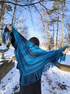 Apaszki i szaliki damskie - Chusta z frędzlami MAXCOLOR niebieska - miniaturka - grafika 1