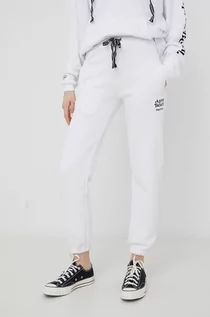 Spodnie damskie - Femi Stories spodnie dresowe damskie kolor biały gładkie - grafika 1
