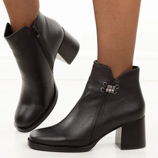 Czarne skórzane botki damskie na słupku Sergio Leone Bt25209S - Botki damskie - miniaturka - grafika 1