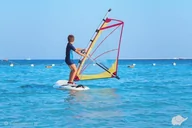 Vouchery - Surfszkola przy molo w jastarni Kurs Windsurfingu "Junior PRO" dla dzieci w Jastarni - miniaturka - grafika 1