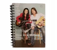 Zeszyty szkolne - INTER DRUK NOTES NOTATNIK NA SPIRALI A6/80 KRATKA HANNAH MONTANA - miniaturka - grafika 1