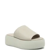 Klapki i japonki damskie - Calvin Klein Skórzane klapki FLATFORM SLIDE LTH - miniaturka - grafika 1