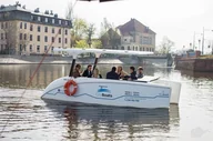 Vouchery - City boats Rejs katamaranem solarnym po Odrze dla Przyjaciół Wrocław - miniaturka - grafika 1