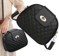 Torebki damskie - Torebka skórzana na ramię mała pikowana czarna ekoskóra - miniaturka - grafika 1