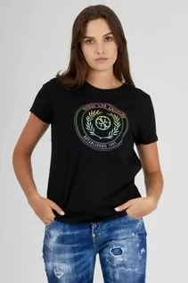 Koszulki i topy damskie - GUESS - Czarny T-shirt damski z haftowanym logo - grafika 1