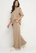 Komplety damskie - Beżowy Komplet z Wiskozą Szerokie Spodnie i Bluzka z Dekoltem w Serek Zeilora - miniaturka - grafika 1